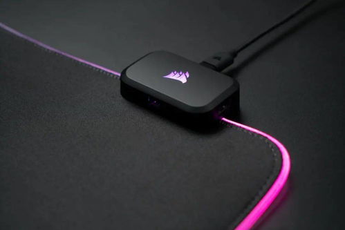 巨型發(fā)光HUB桌布 美商海盜船MM700 RGB鼠標(biāo)布?jí)|體驗(yàn)